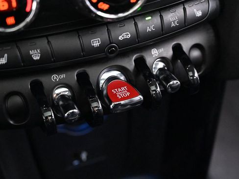 Certified 2023 MINI Cooper 4-Door Hardtop FWD image 19
