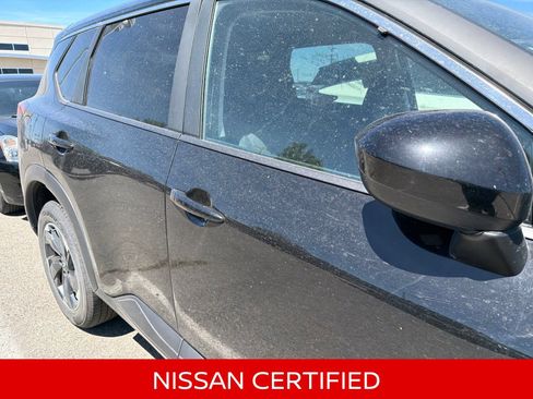 Certified 2025 Nissan Rogue SV AWD/4WD image 5