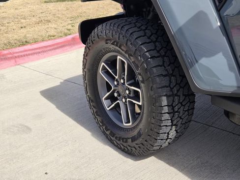 New 2026 Jeep Gladiator Mojave AWD/4WD image 7