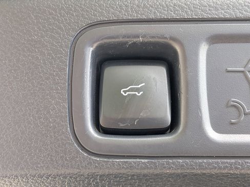 Used 2024 Ford Expedition Max XLT AWD/4WD image 14