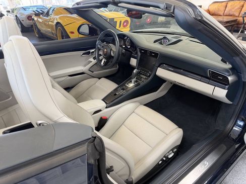 Used 2019 Porsche 911 Turbo S AWD/4WD image 41