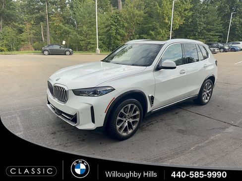 Used 2024 BMW X5 xDrive40i w/ Executive Package AWD/4WD image 1