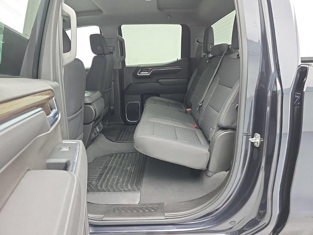 Used 2023 Chevrolet Silverado 1500 LT AWD/4WD image 42