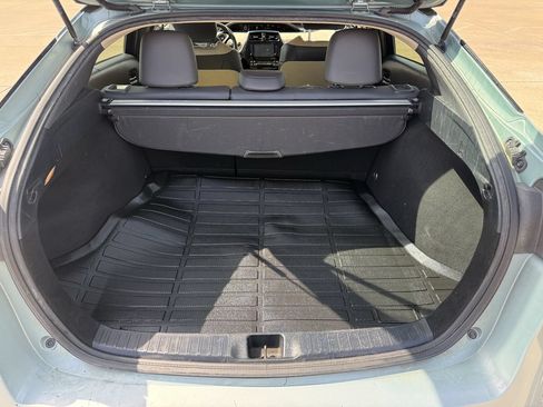 Used 2016 Toyota Prius Four w/ Advanced Technology Package FWD image 30