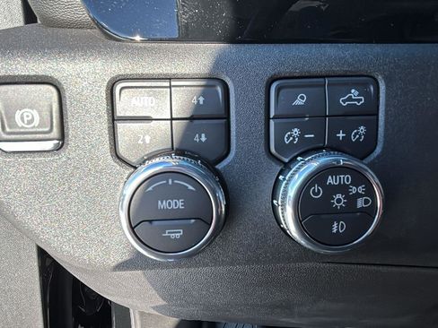 New 2026 GMC Sierra 1500 SLT w/ SLT Premium Plus Package image 13