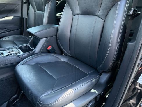 Certified 2023 Subaru Forester Touring AWD/4WD image 17