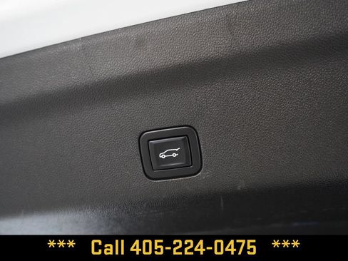 Used 2022 Chevrolet Suburban RST w/ Sport Performance Package AWD/4WD image 26