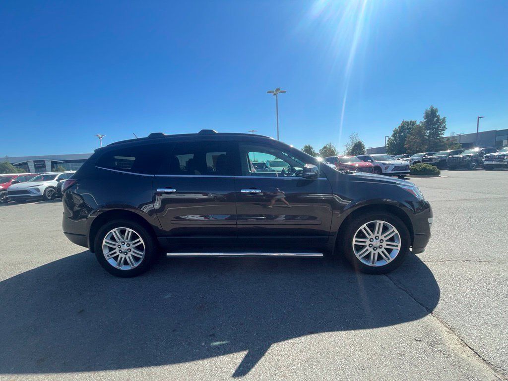 Used 2014 Chevrolet Traverse LT w/ All-Star Edition FWD image 5