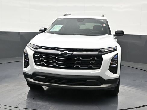 Used 2026 Chevrolet Equinox LT w/ Midnight Edition image 9