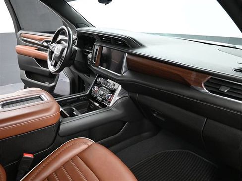 Used 2023 GMC Yukon Denali Ultimate image 27