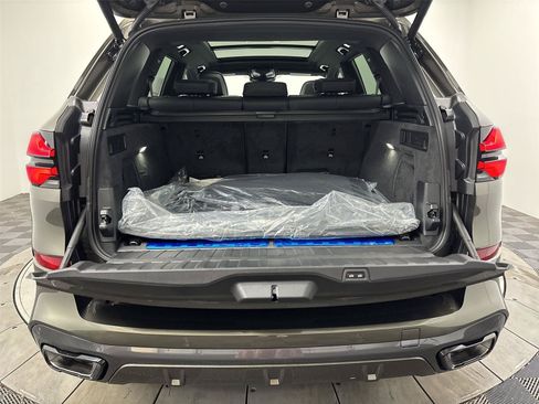 New 2026 BMW X5 xDrive50e w/ M Sport Package AWD/4WD image 21
