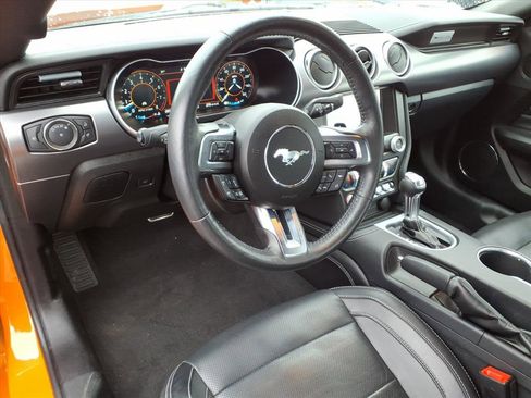 Used 2021 Ford Mustang GT Premium w/ Equipment Group 401A image 14