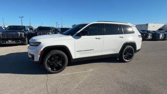 Used 2021 Jeep Grand Cherokee L Laredo AWD/4WD image 6