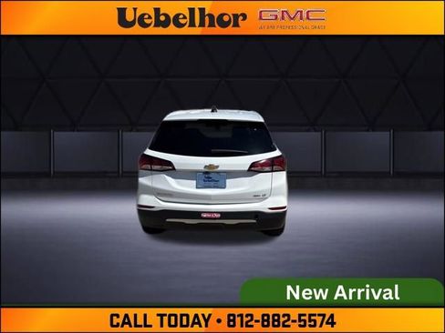 Used 2024 Chevrolet Equinox LT AWD/4WD image 4