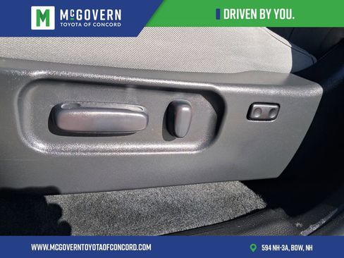 Used 2023 Toyota Tacoma SR5 AWD/4WD image 16