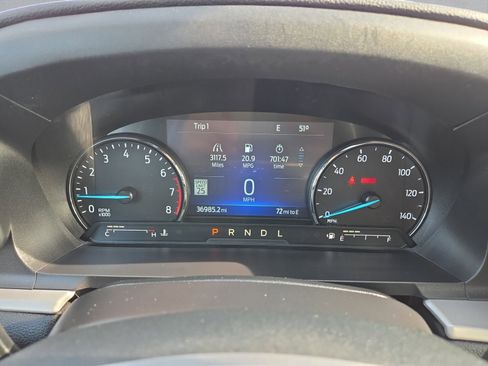 Used 2022 Ford Explorer XLT w/ Equipment Group 202A image 16