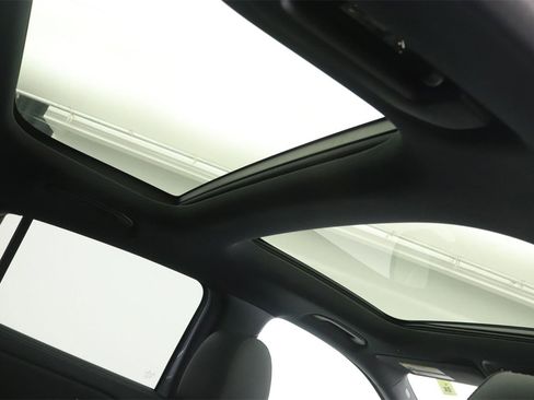 New 2026 Mercedes-Benz GLA 250 image 15