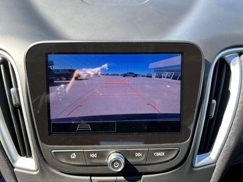 Used 2023 Chevrolet Malibu LT FWD image 24