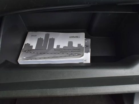 Used 2019 GMC Terrain SLE w/ Driver Convenience Package image 45