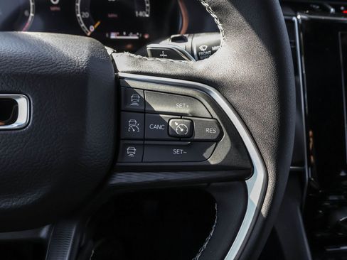 New 2025 Jeep Grand Cherokee Laredo X image 26