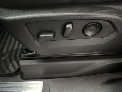 Used 2024 GMC Sierra 1500 Elevation AWD/4WD image 19