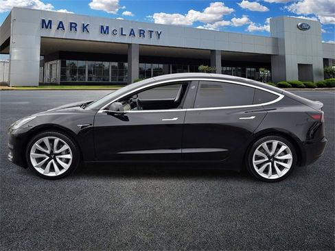Used 2020 Tesla Model 3 image 6