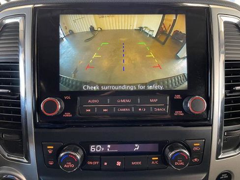 Used 2021 Nissan Titan SV w/ SV Convenience Package image 32