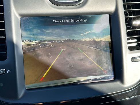 Used 2023 Chrysler 300 S image 17