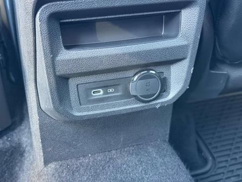 Used 2022 Volkswagen Tiguan SEL R-Line AWD/4WD image 17