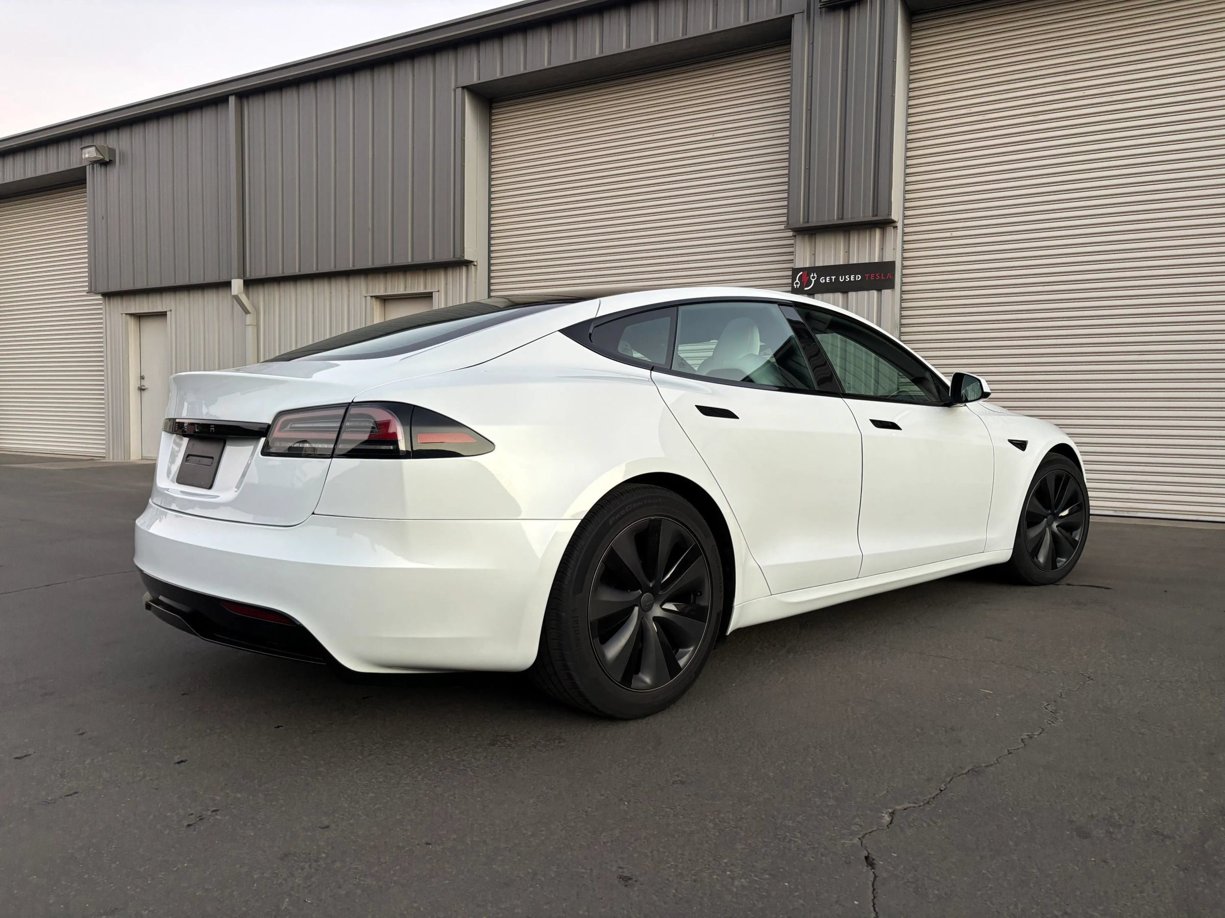 Used 2023 Tesla Model S Standard Range AWD/4WD image 8