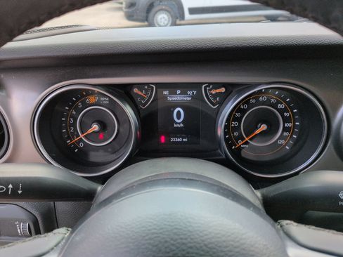 Used 2023 Jeep Wrangler Unlimited Sport AWD/4WD image 25