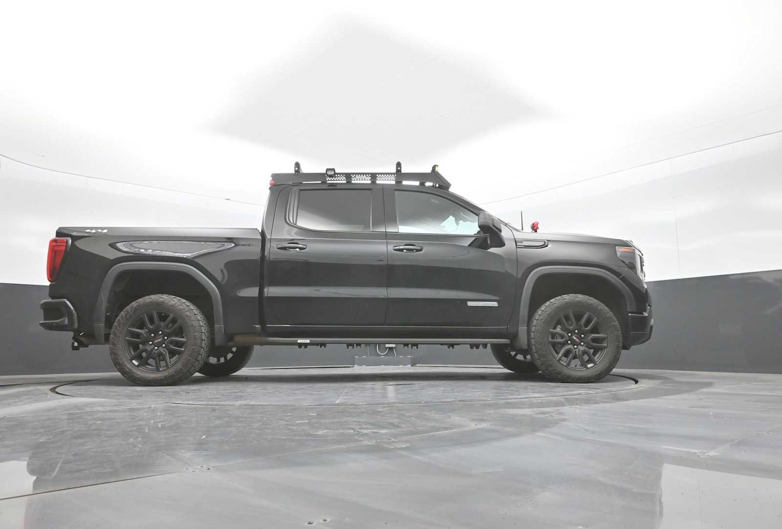 Used 2023 GMC Sierra 1500 Elevation AWD/4WD image 46
