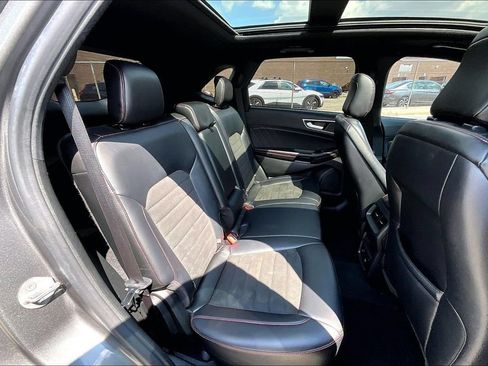 Used 2023 Ford Edge ST-Line AWD/4WD image 26