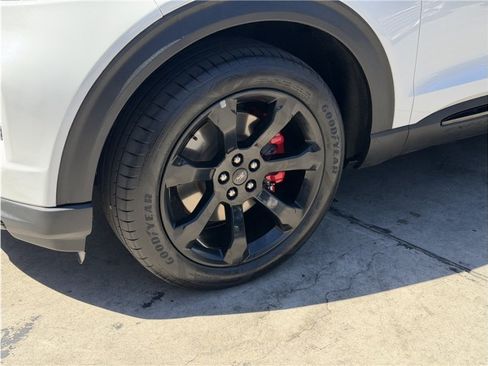 Used 2022 Ford Explorer ST w/ Equipment Group 401A AWD/4WD image 11