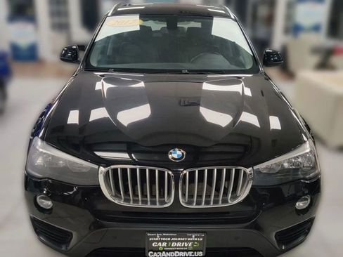 Used 2017 BMW X3 xDrive28i image 2