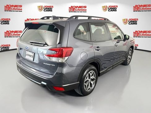 Certified 2023 Subaru Forester Premium AWD/4WD image 17