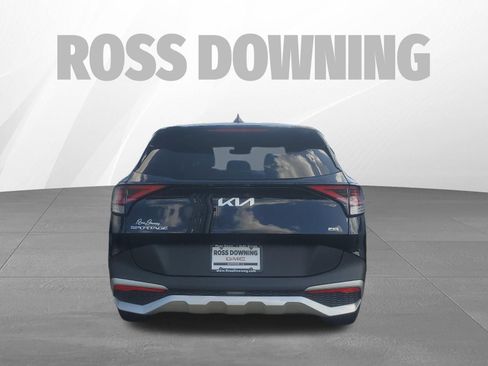 Used 2025 Kia Sportage LX AWD/4WD image 5