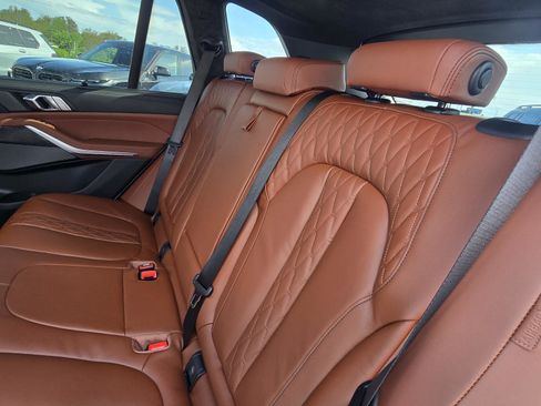 New 2026 BMW X5 M60i image 12