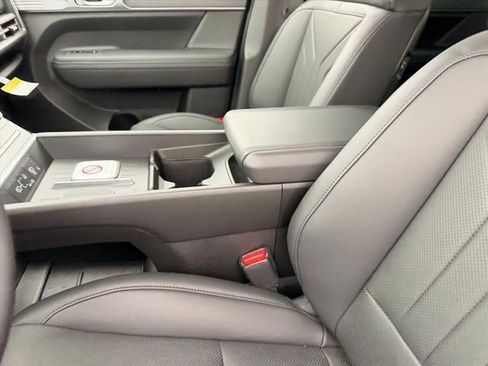 New 2026 Hyundai Santa Fe SEL AWD/4WD image 10