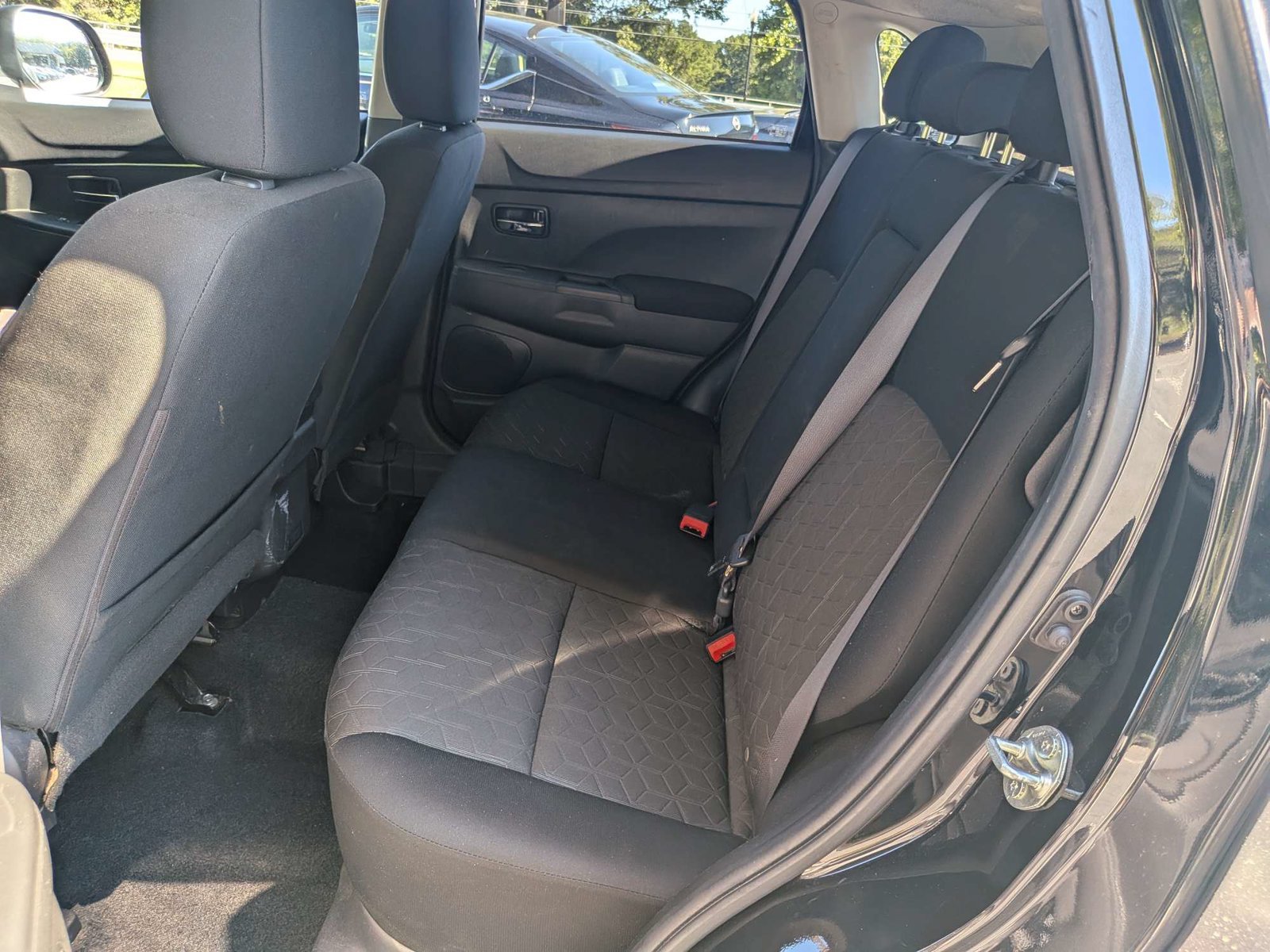 Used 2022 Mitsubishi Outlander Sport ES FWD image 12