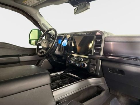 Used 2023 Ford F250 Lariat w/ Black Appearance Package AWD/4WD image 26