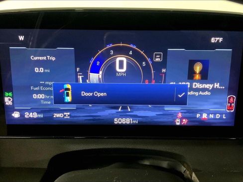 Used 2024 Chevrolet Traverse LT AWD/4WD image 20