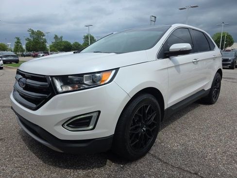 Used 2017 Ford Edge Titanium w/ Equipment Group 301A image 3