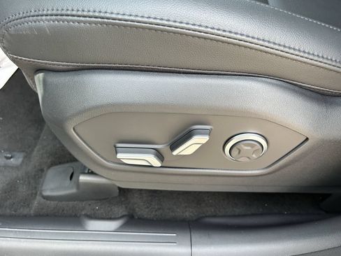 New 2026 Hyundai Santa Fe Limited FWD image 25