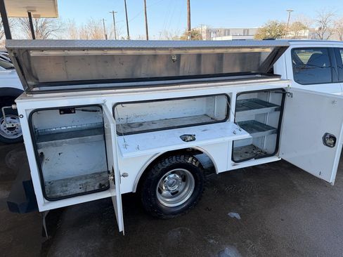 Used 2021 Ford F350 XLT image 24