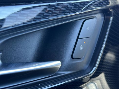 New 2026 Chevrolet Blazer EV LT w/ Super Cruise Package FWD image 18