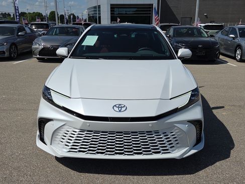 Used 2026 Toyota Camry XSE w/ Premium Plus Package FWD image 8