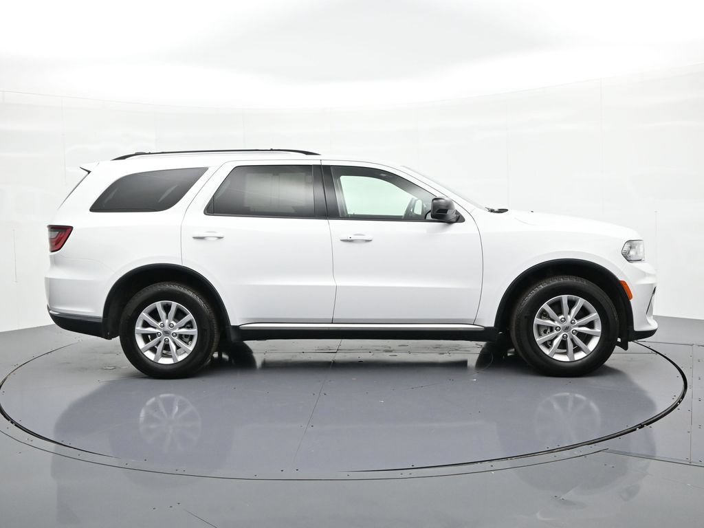 Used 2024 Dodge Durango SXT w/ Trailer Tow Group IV AWD/4WD image 5