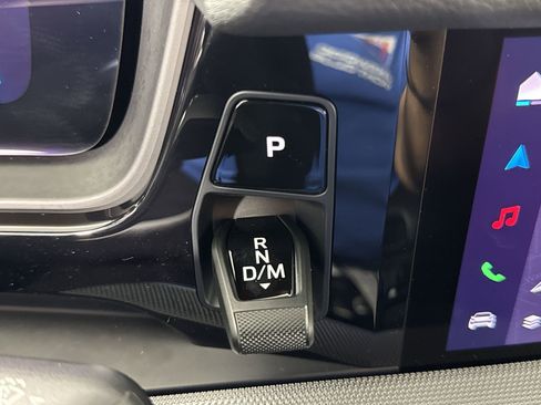 Certified 2025 Porsche Cayenne S image 22