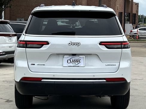 Used 2023 Jeep Grand Cherokee L Laredo w/ Luxury Tech Group I AWD/4WD image 5